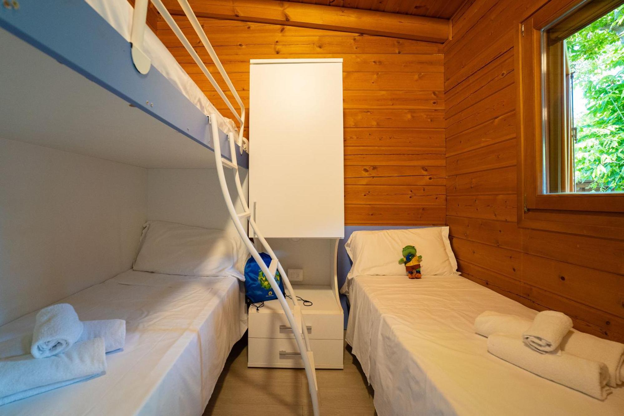 Club Del Sole Adriano Family Collection Ξενοδοχείο Punta Marina Εξωτερικό φωτογραφία